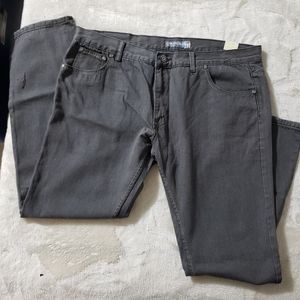 Mens Vertical Jeans Sz 42